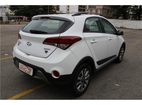 Imagem 6 de 10 de Hyundai Hb20x 1.6 16v Style Flex 4p Automático