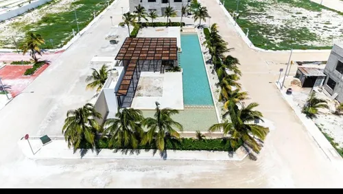 Hermosa Residencia En Preventa Ubicada En Chelem, Priv. Puerto Esmeralda