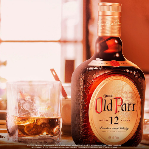 Imagen 2 de 4 de Old Parr 12 Años Blended Scotch escocés 750 mL