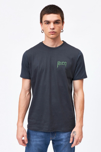 Imagen 2 de 6 de Remera Alchemy Rvca Hombre