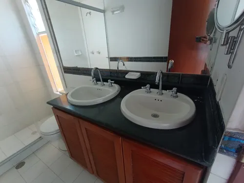 Se Vende Casa Unifamiliar En Loma De Los Bernal