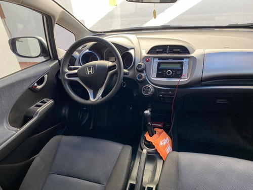 Imagem 6 de 9 de Honda Fit 2013 1.4 Lx Flex 5p