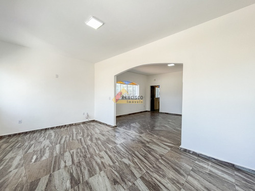 Imagem 2 de 24 de Casa À Venda, 4 Quartos, 1 Suíte, 6 Vagas, Vila Romana - Divinópolis/mg - 47204
