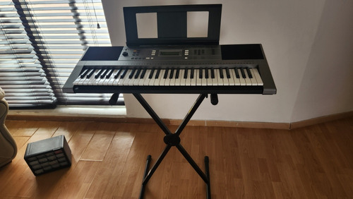 Yamaha Psr E353