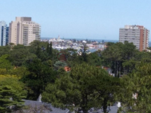 Imagen 18 de 21 de Alquilo Por Invierno Apartamento 1 Dormitorio Con Piscina En Roosevelt, Punta Del Este - Punta Del Este Roosevelt
