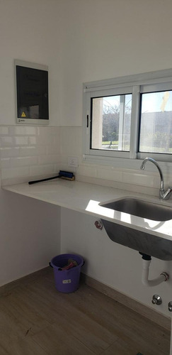 Casa En Venta 3 Dormitorios Santa Emilia Pilar Del Este
