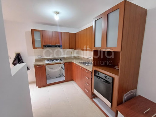 Apartamento En Arriendo Loma Del Chocho 472-5002