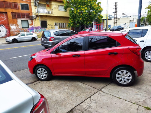 Imagen 7 de 15 de Ford Ka S 5 Puertas 2018 Rojo 1.5 Nafta
