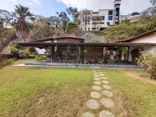 Imagen 1 de 13 de Casa Venta Clnas Del Tamanaco Mls #22-11061 Extraordinaria Casa Del Arquitecto Fruto Vivas Es Una De Las Mejores Urb. De Caracas, En Calle Cerrada Con Vigilancia