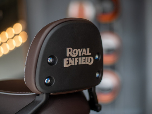 Imagen 10 de 25 de Royal Enfield Meteor 350 Supernova Azul Reserva Hoy
