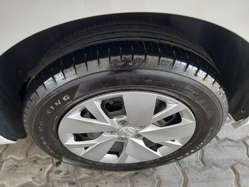 Volkswagen Polo 1.0 MPI MANUAL