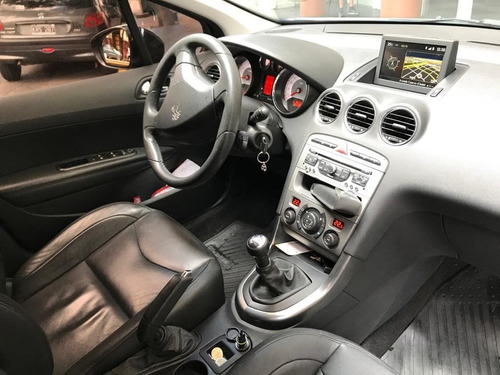 Peugeot 408 4p Feline 2.0 143cv