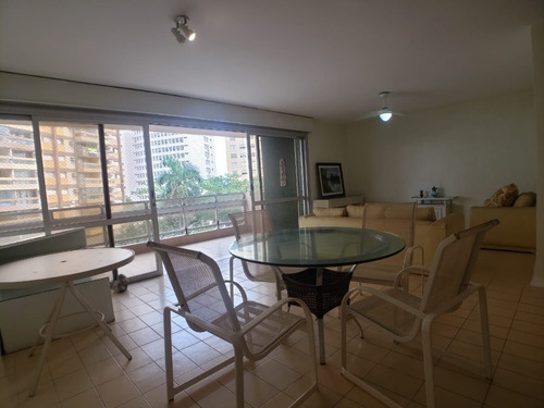 Imagem 4 de 26 de Imóvel Frente Praia Das Pitangueiras, Bem Localizado. (aceita 50% De Entrada, E Parcelamento Em 6x) - Ap05383 - 68574826