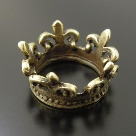 Anillo Mid Corona Rey Reina Bronce Flor De Lis