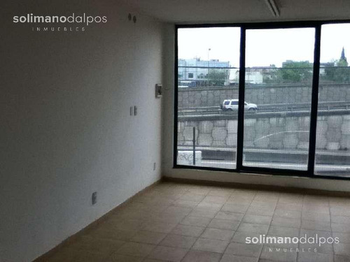 Imagen 3 de 7 de Excelente Edificio De 171 Mts Cub Mas Terraza Libre De 70 Mts En Villa Adelina