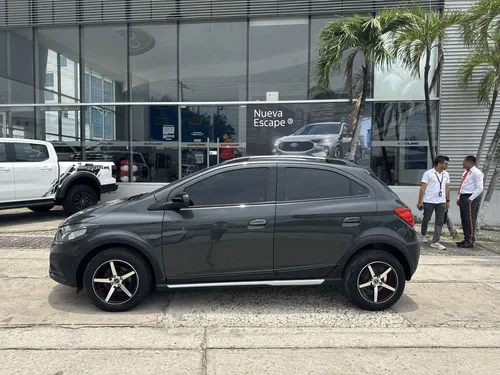 Chevrolet Onix 1.4 Ltz 5 p