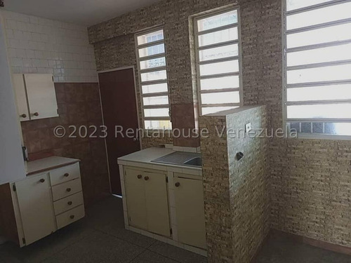Imagen 24 de 24 de Edificio Ubicado En La Avenida Brager, Cuatro Apartamento, Dos De Ellos De 108 Mtrs2 Y Dos De 84 Mtrs2, Piso 1 Y 2. En La Planta Baja Dispone De Cuatro Santa Maria Para Locales Comerciales