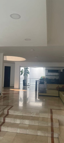 Venta Casa Unifamiliar De 776mt2; El Ingenio, Sur De Cali 6584. 