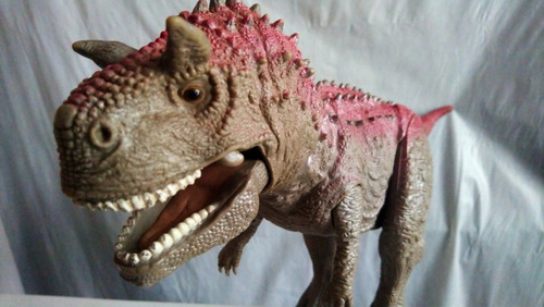 Carnotaurus Disney Dinosaur No Jurassic Park (Usado)