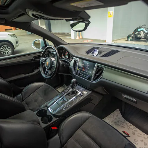 Porsche Macan gts 3.0