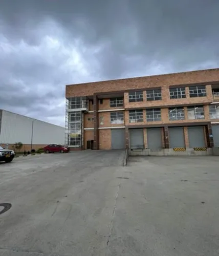 Bodega En Arriendo/venta En Funza. Cod A11187