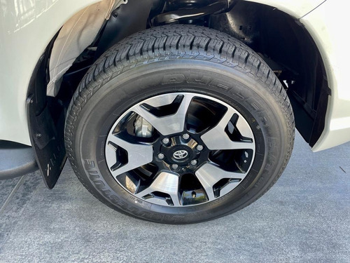 Toyota Hilux 2.8 Cd Srx 177cv 4x4 At