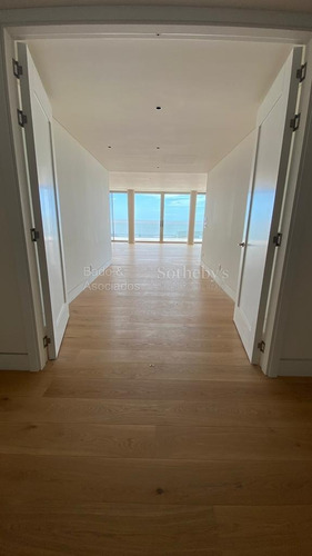 Imagen 17 de 30 de Apartamento Super Lujo Frente Al Rio - Residencia Ola
