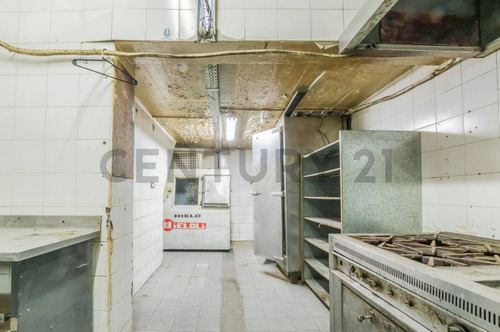 Excepcional Y Unica Propiedad Comercial En La Mejor Zona De San Telmo!!