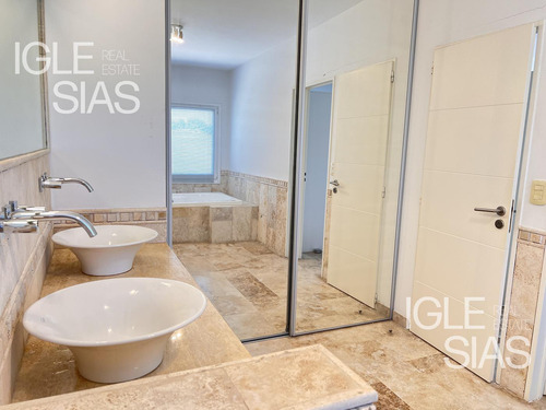Casa En Venta Y Alquiler, Lote Interno En Castores, Nordelta