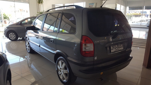 Imagen 7 de 14 de Chevrolet Zafira 7 Pasajeros , Cuero , Techo 2010