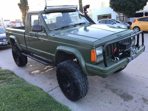 Jeep Comanche Pick Up