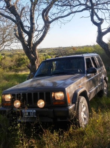 Jeep Cherokee 2.5 Classic