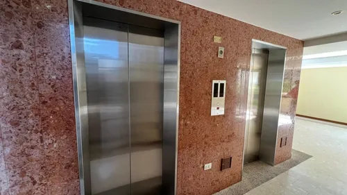 Dg Alquila Amplio Local U Oficina De 102 M2 En Cc Lago Mall Nivel Cine Maracaibo