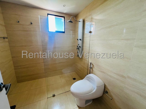 Agp Apartamento En Venta En Colinas De La Tahona, Con A/a, Bella Áreas Sociales 25-12860 Ys