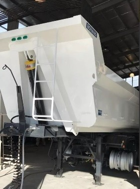 Batea Vuelco Trasero 27 M3 Ultraliviana Marca Bonano