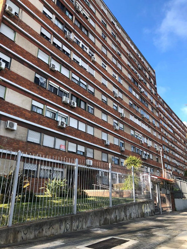 Apartamento A La Venta En Montevideo || Calle Gualeguay