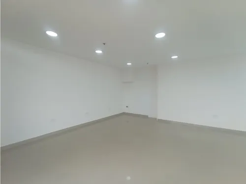 Venta De Local En Rionegro, Sector El Porvenir.