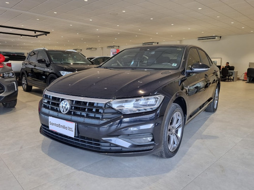 Volkswagen Jetta 1.4 250 TSI R-Line