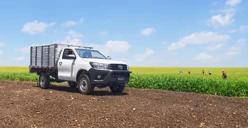 Toyota Hilux CARGO MAX 2.4 DIESEL