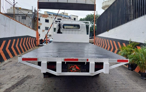 Imagen 6 de 10 de Mitsubishi Canter