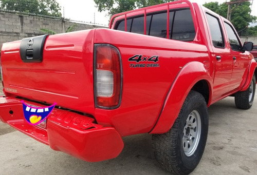 Nissan Frontier D22 Diésel Sincrónica 4x4