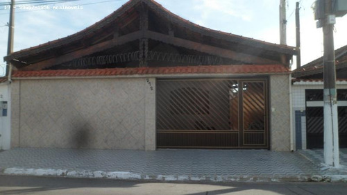 Imagem 1 de 15 de Casa 3 Dormitórios Para Venda Em Praia Grande, Balneário Maracanã, 2 Dormitórios, 1 Suíte, 2 Banheiros, 2 Vagas - 242_1-786080