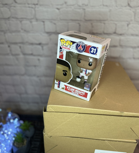 Funko Pop Futbol Psg Paris Saint Kylian Mbappé Visita No 31 (Usado)