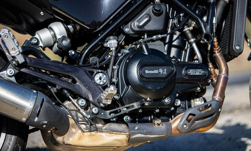 Imagen 13 de 15 de Benelli Leoncino 500