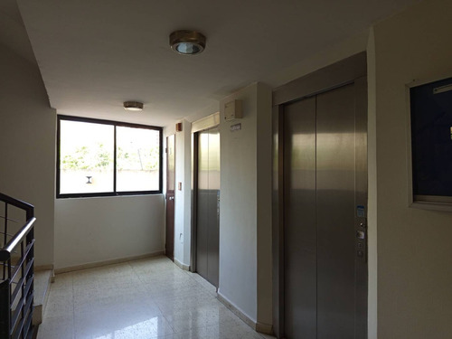 * Josefina Toledo: Moderno Apartamento En Venta En Sabana Larga, Puerto Madero, 116m², Maletero, Planta, Family Room, 274693