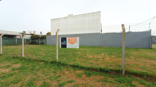 Venta Lote En Barrio Cerrado La Plata José Hernández Gonnet Don Carlos Barrio Muy Consolidado En Un 80% Ocupado, Todos Los Servicios. Muy Bajas Expensas