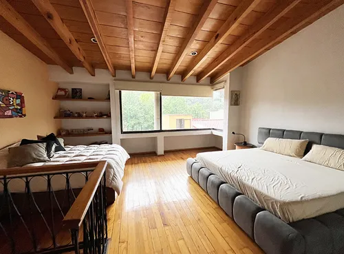 Casa En Venta En Jardines En La Montaña