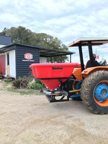 Fertilizadora Abonadora Agricola De 1300 Lts. Rdm