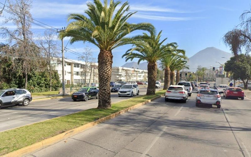 Local Comercial En Arriendo/ Las Condes/ Padre Hurtado/ Mall