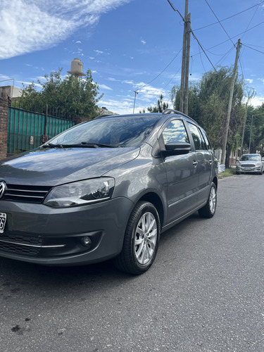 Volkswagen Suran 1.6 Imotion Highline